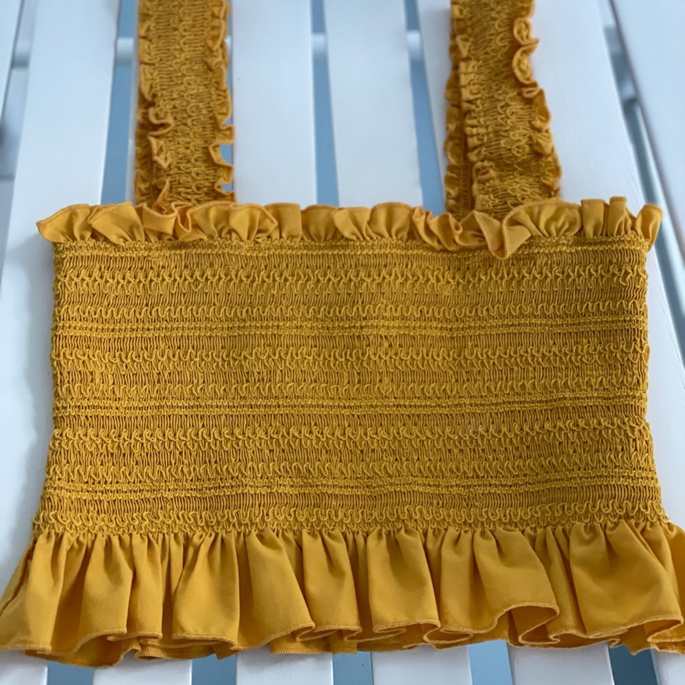 Like new Forever 21 yellow crop top sz S